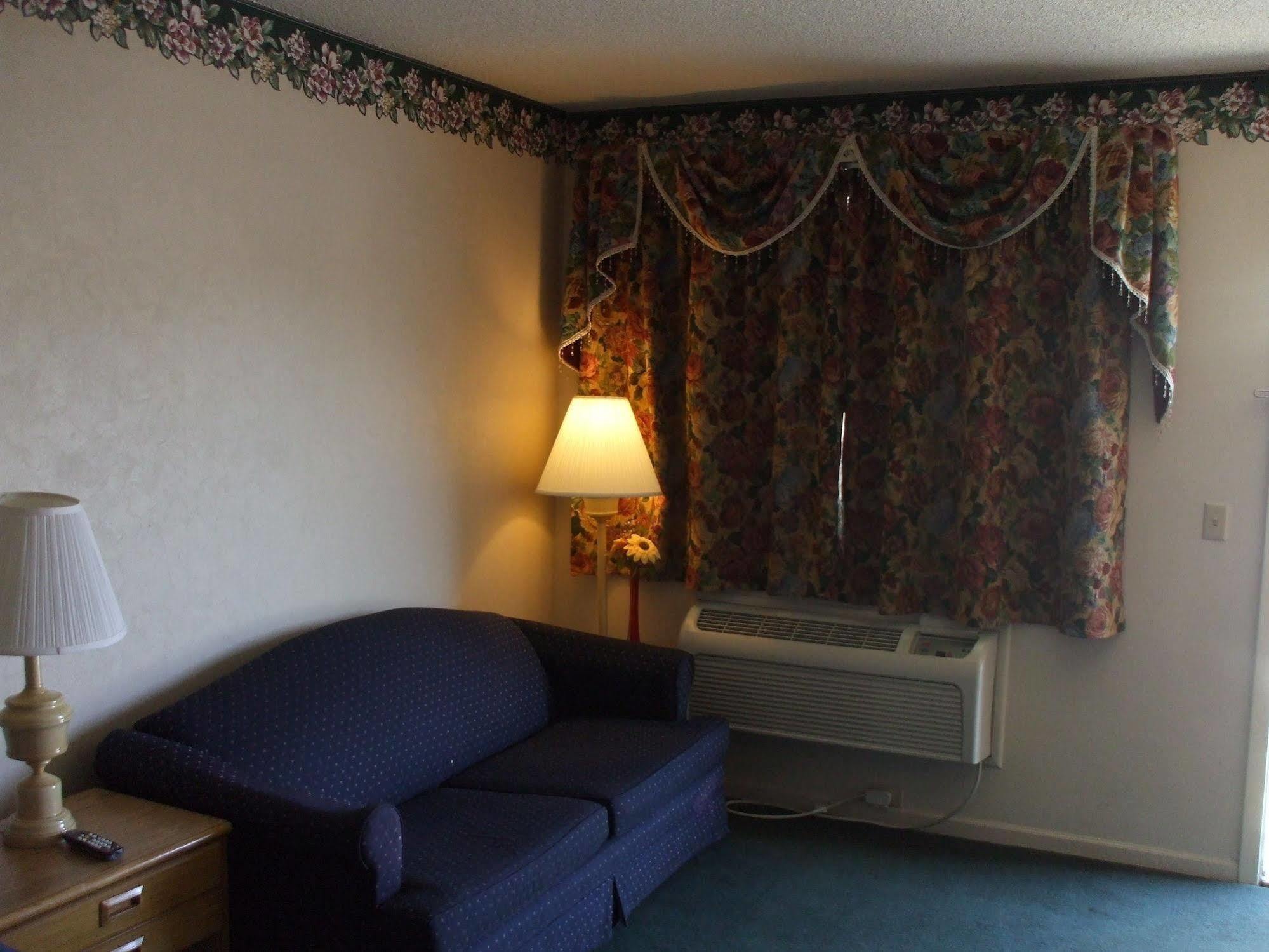 Huntington Inn Екстериор снимка